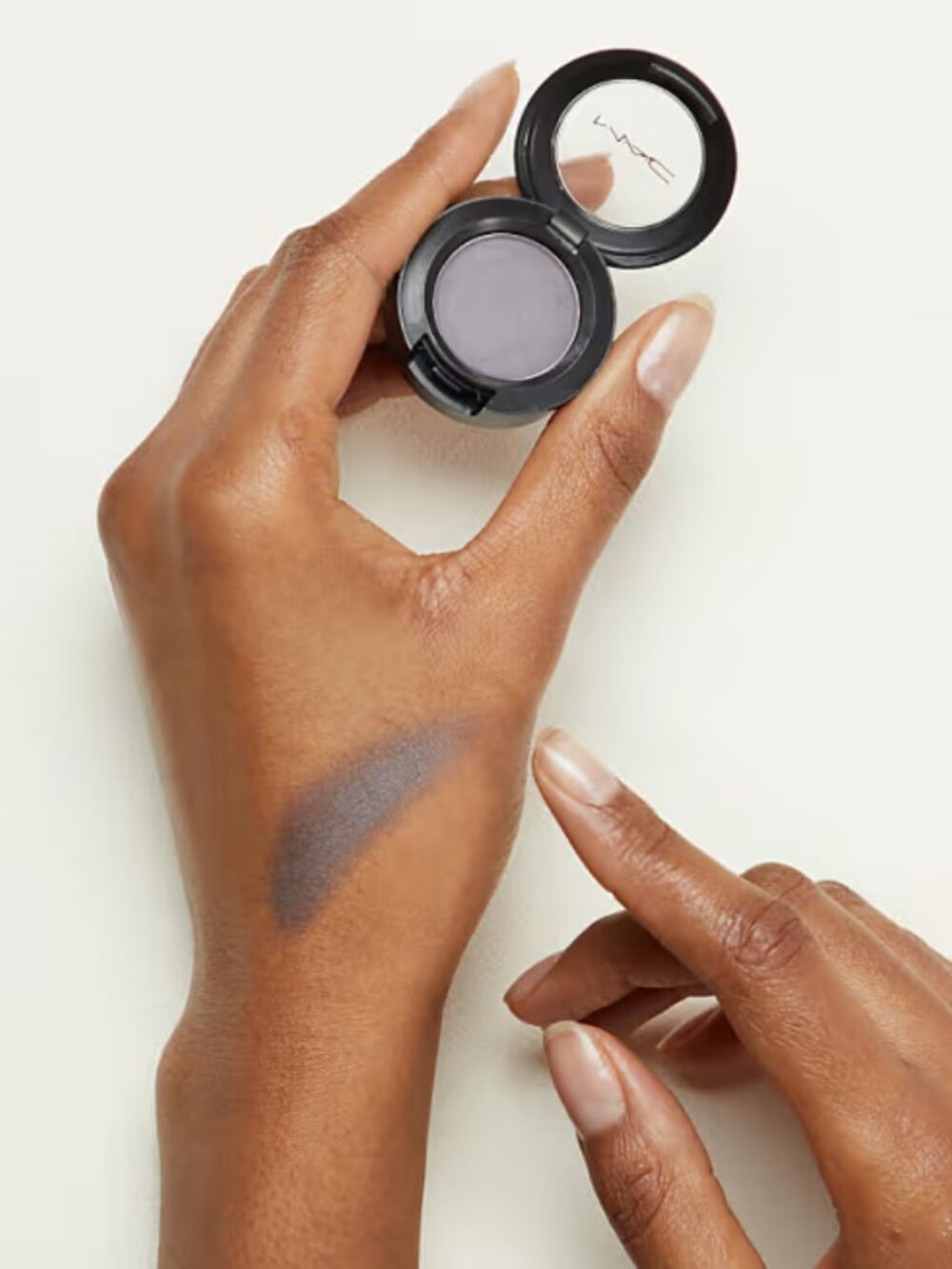MAC Scene Satin Eye Shadow .5 oz